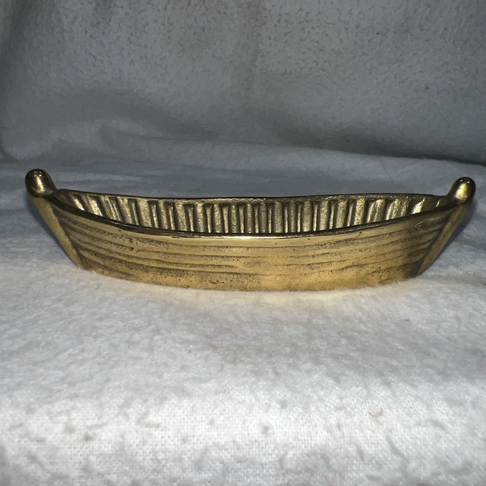 Stripe‎ Outside & Ribbed Inside Canoe Boat Ash Tray Trinket decor Brass